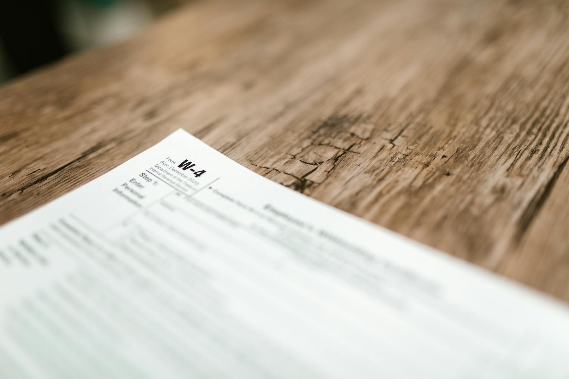 A refund and paycheck adjustment planning graphic